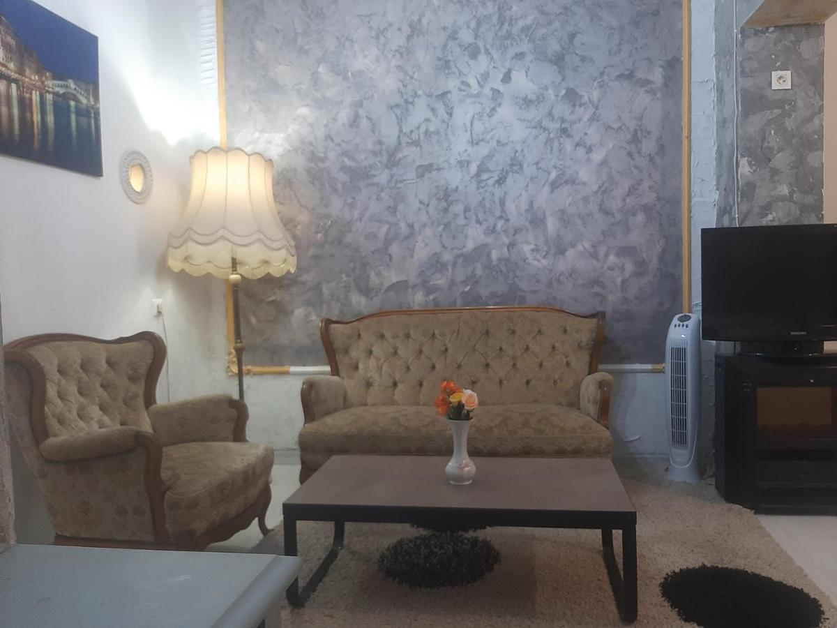 Studio Calea Victoriei