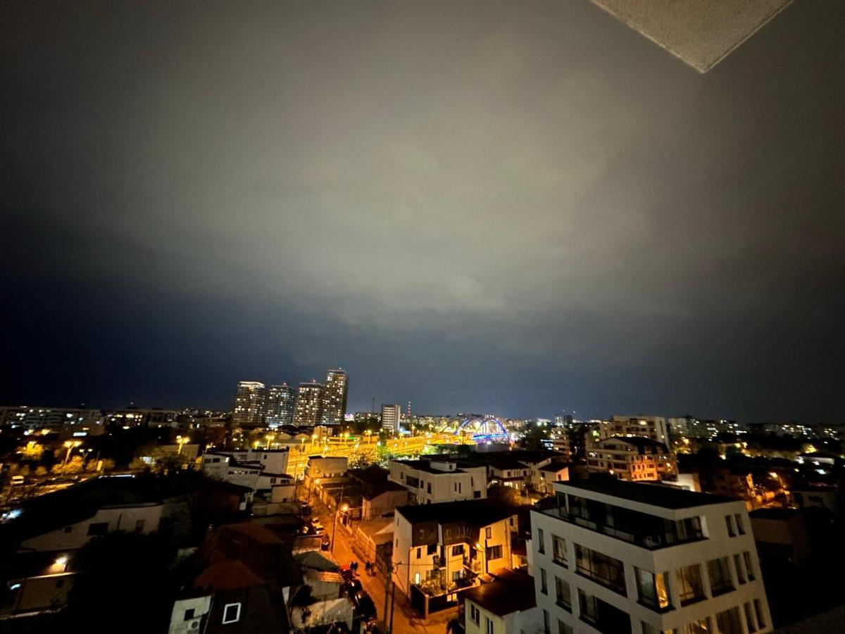 Apartment Sunset - Apt With Rooftop Garden Bucharest