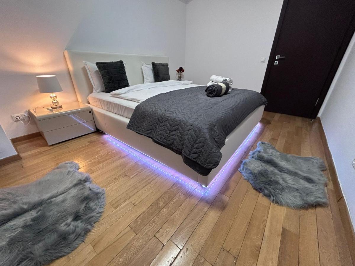 365 Apartamento Bucareste