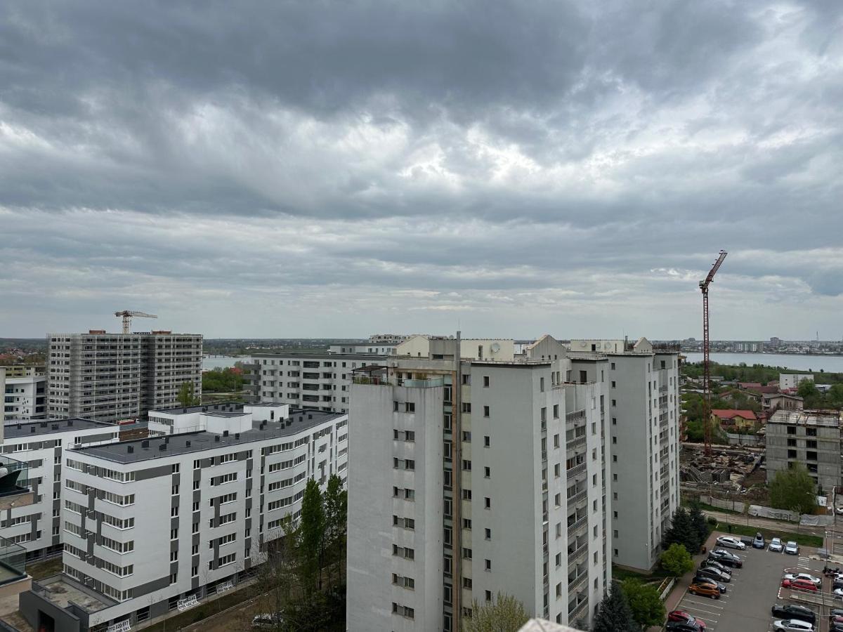 Fabulous Penthouse Lakeview W20 Apartment Bucharest