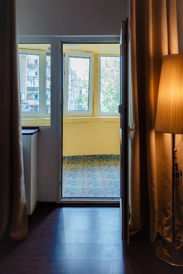 Comfy With Private Parking And Netflix Apartment