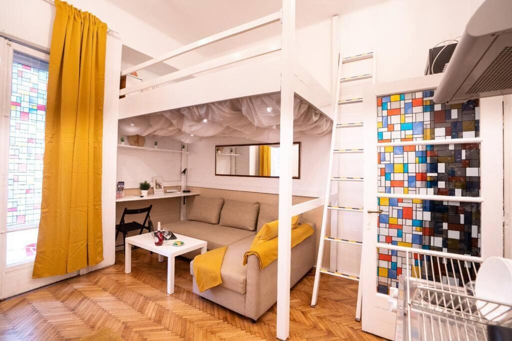 Cozy Studio Near Cismigiu Park * Bucharest