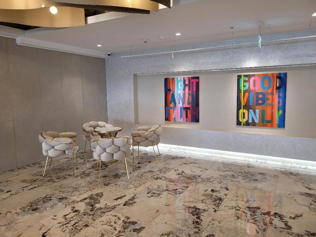 Art Apartament Bucureşti