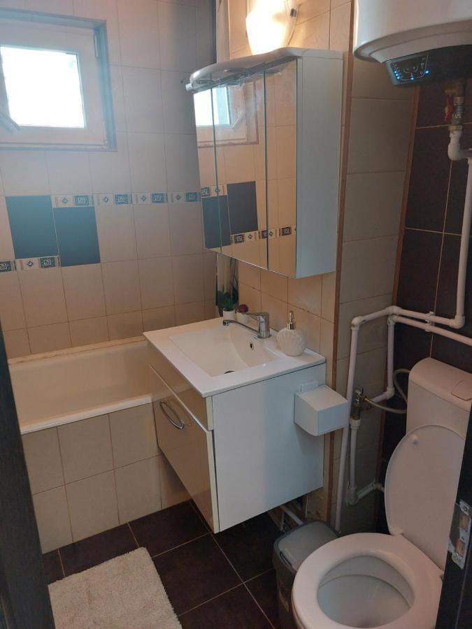 Apartament Central Renovat 3 Apartment