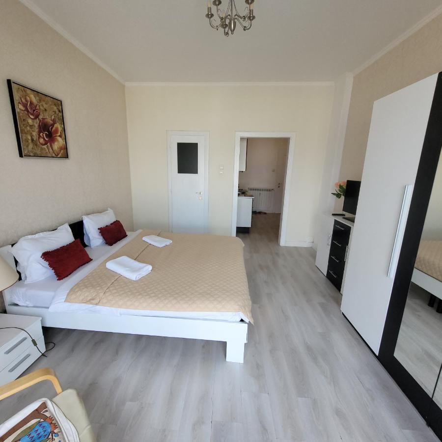 Anastasia Bratianu 24b Beautiful View Self Check From 2 Pm Apartment
