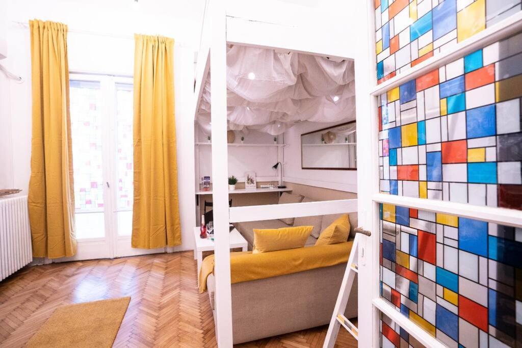 Cozy Studio Near Cismigiu Park Apartment *