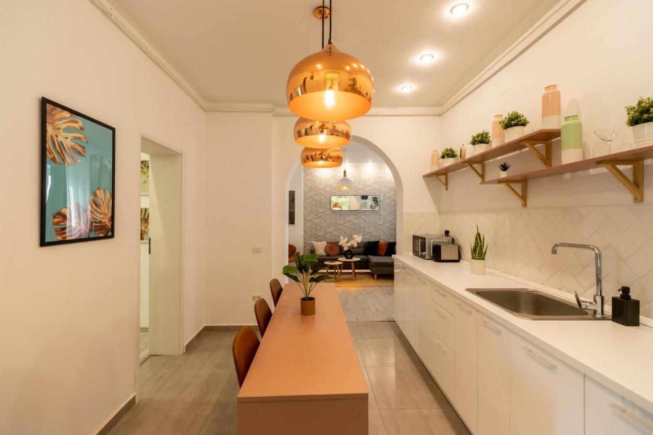 Ideal Stay: Spacious 2br Near Calea Victoriei Bucareste