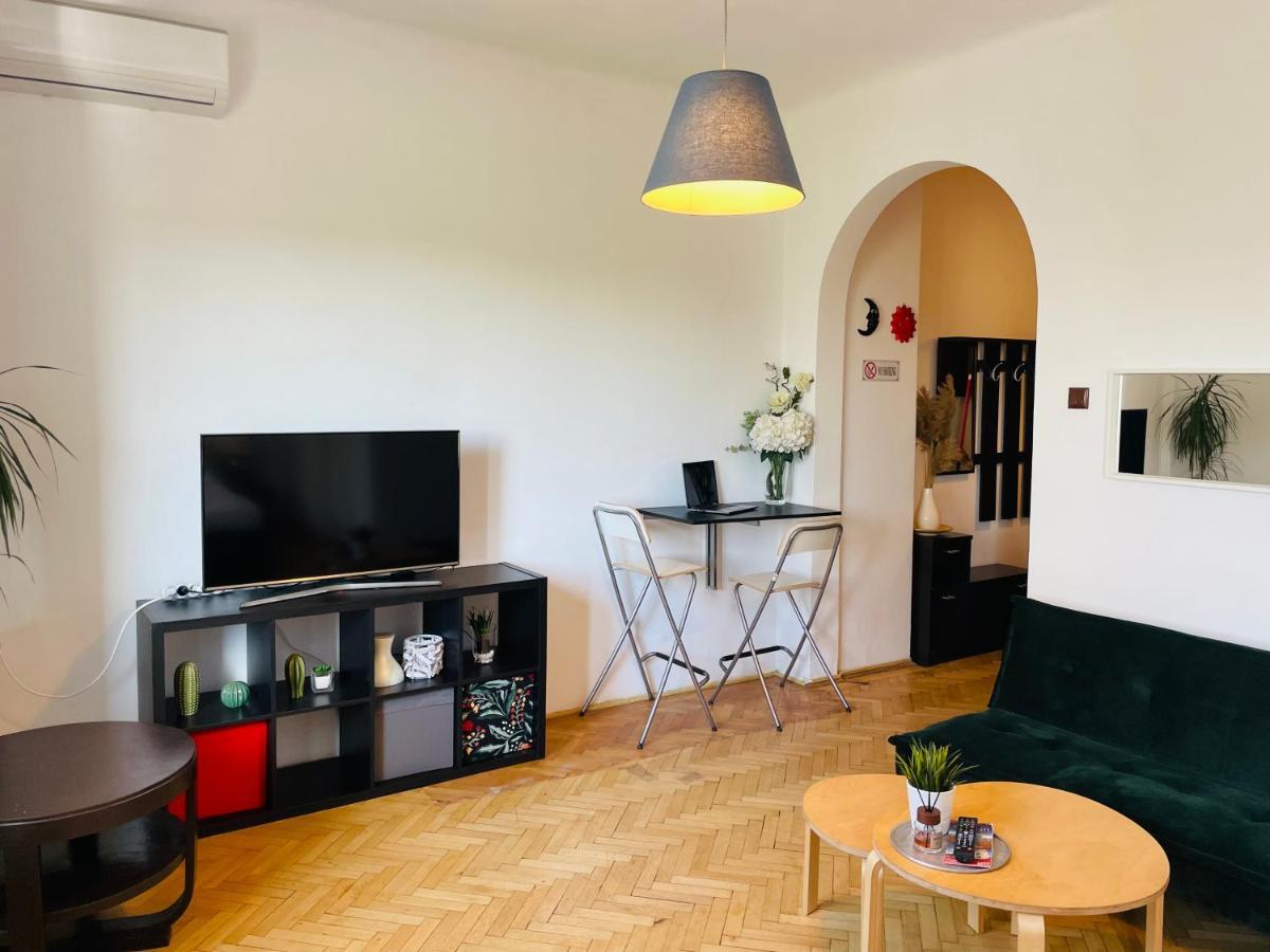 Cismigiu Park View Apartment *