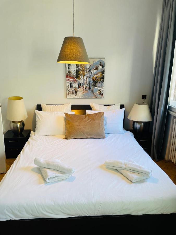 Cismigiu Park View Apartment Bucharest
