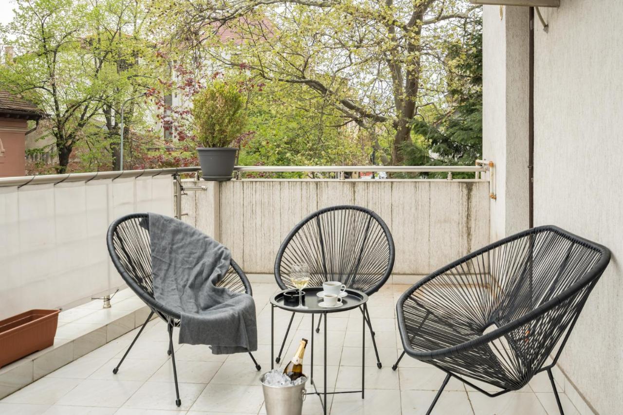 Wanderlust Central Apt W Big Terrace Apartment