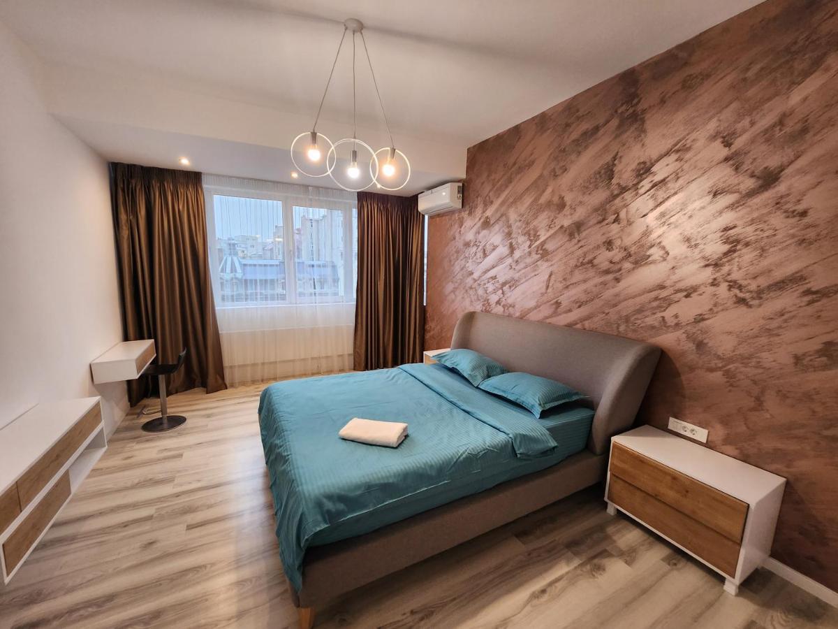 Apartament Ultra Grand 4-bedrooms Piata Rosetti