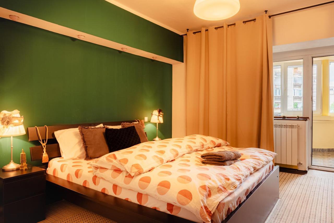 Comfy With Private Parking And Netflix *