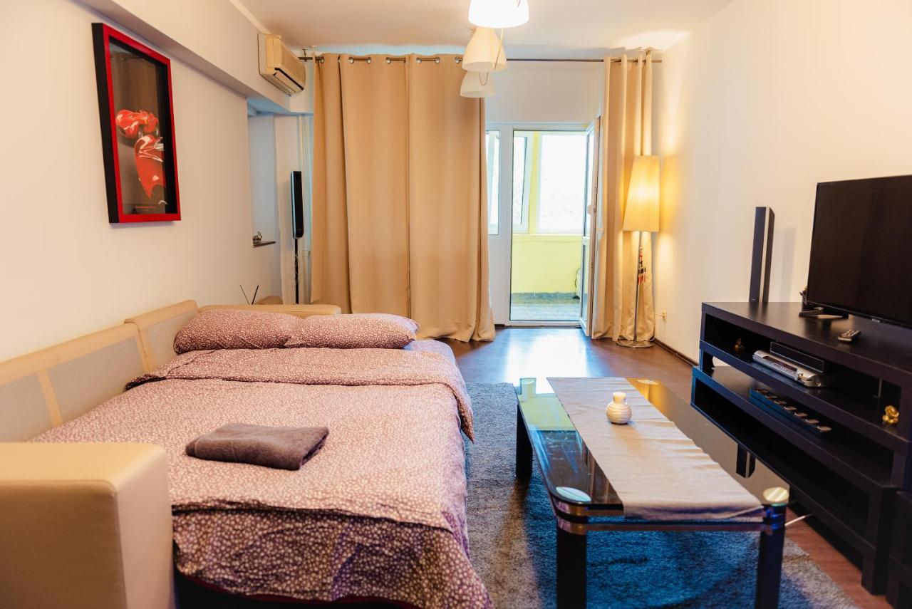 Comfy With Private Parking And Netflix * Bucharest