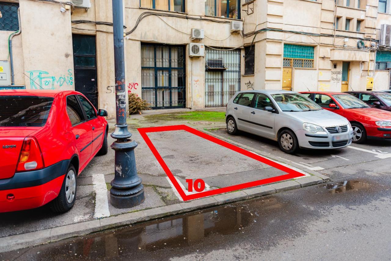 Apartment Comfy With Private Parking And Netflix Bucharest