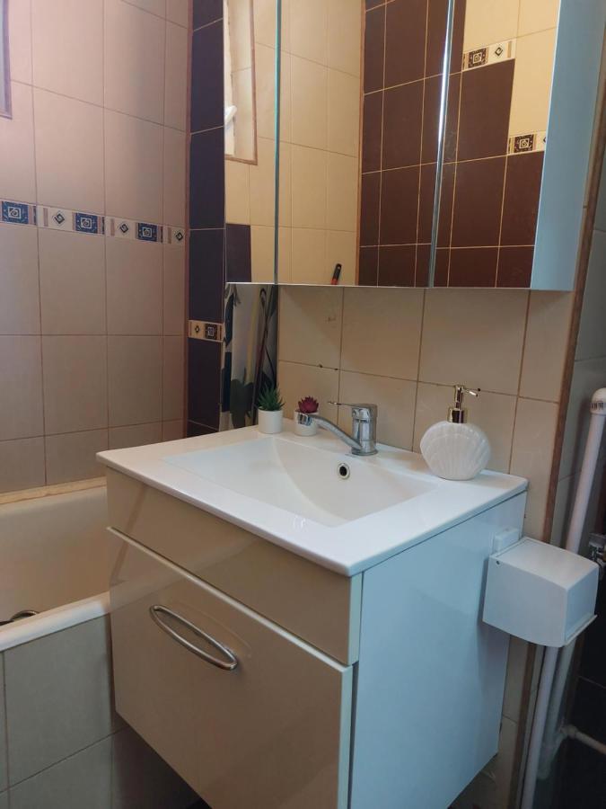 Apartment Apartament Central Renovat 3 *