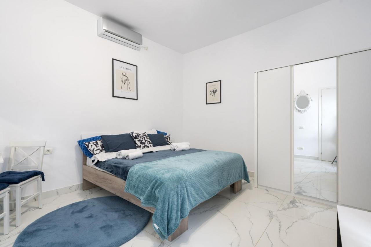 Apartament Blue-line-apartment-unirii *