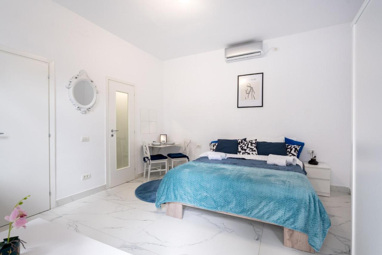Apartament Blue-line-apartment-unirii Bucureşti