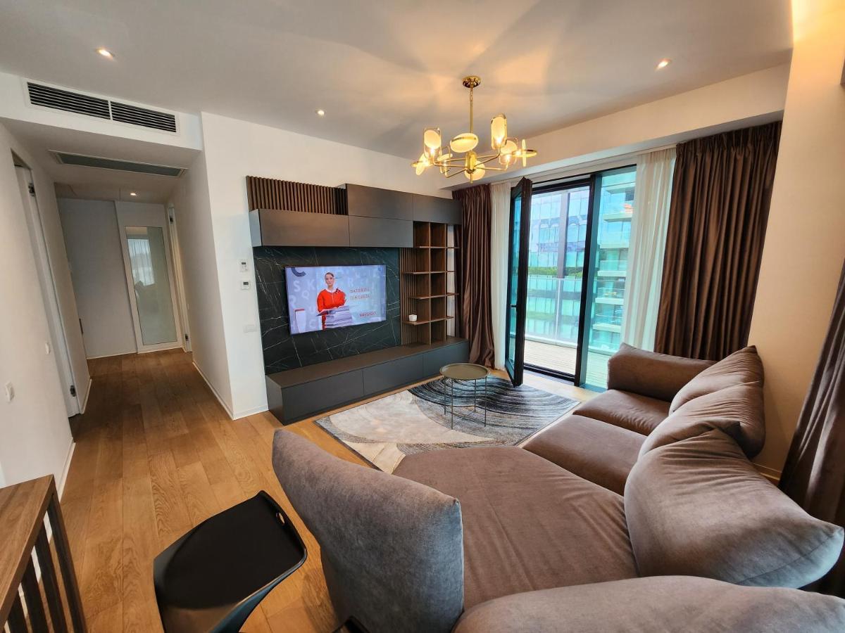 Apartament One Mircea Eliade *