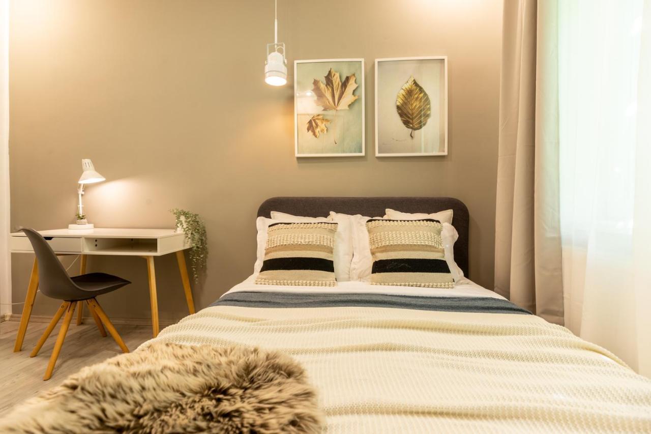 Apartamento Ideal Stay: Spacious 2br Near Calea Victoriei Bucareste