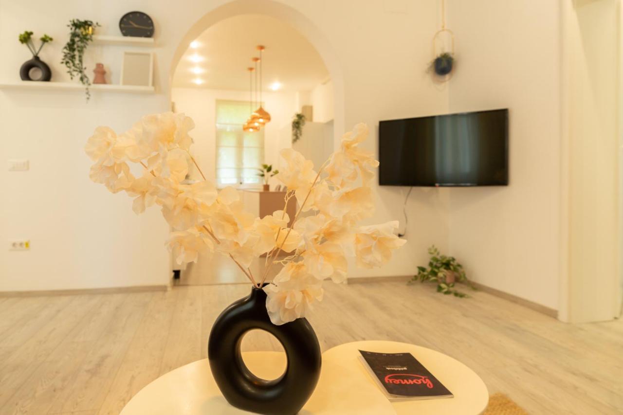 Apartment Ideal Stay: Spacious 2br Near Calea Victoriei *