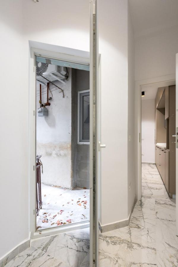 Crystal 3bdr In Center Apartment *