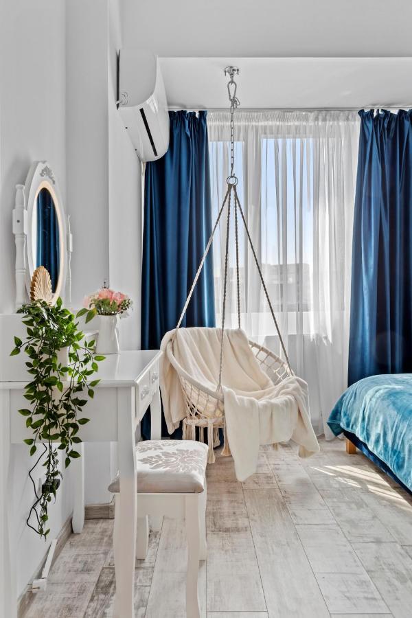 Cozy Special Center - Old Town With Terrace Bucareste