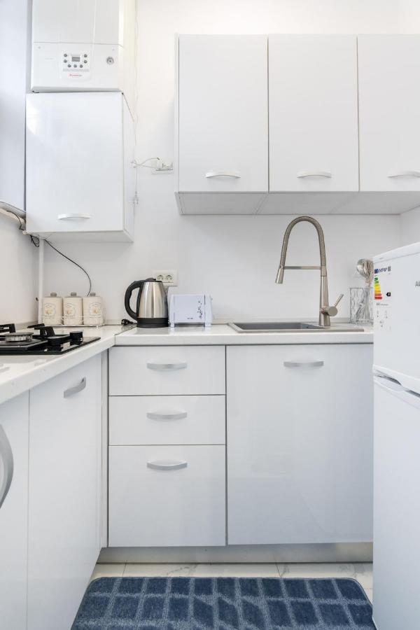 Blue-line-apartment-unirii Bucureşti