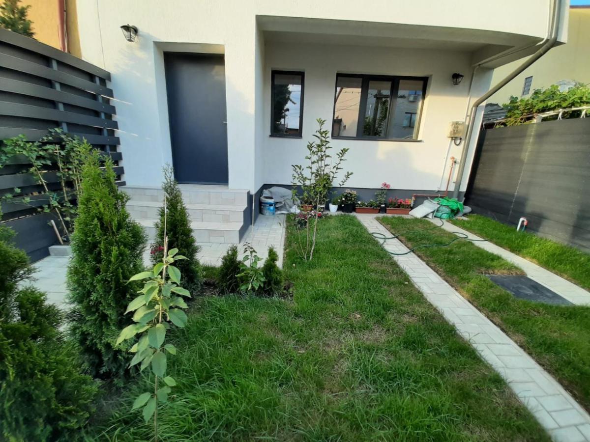 Cozy Near City Center, Parks And Metro Homestay *