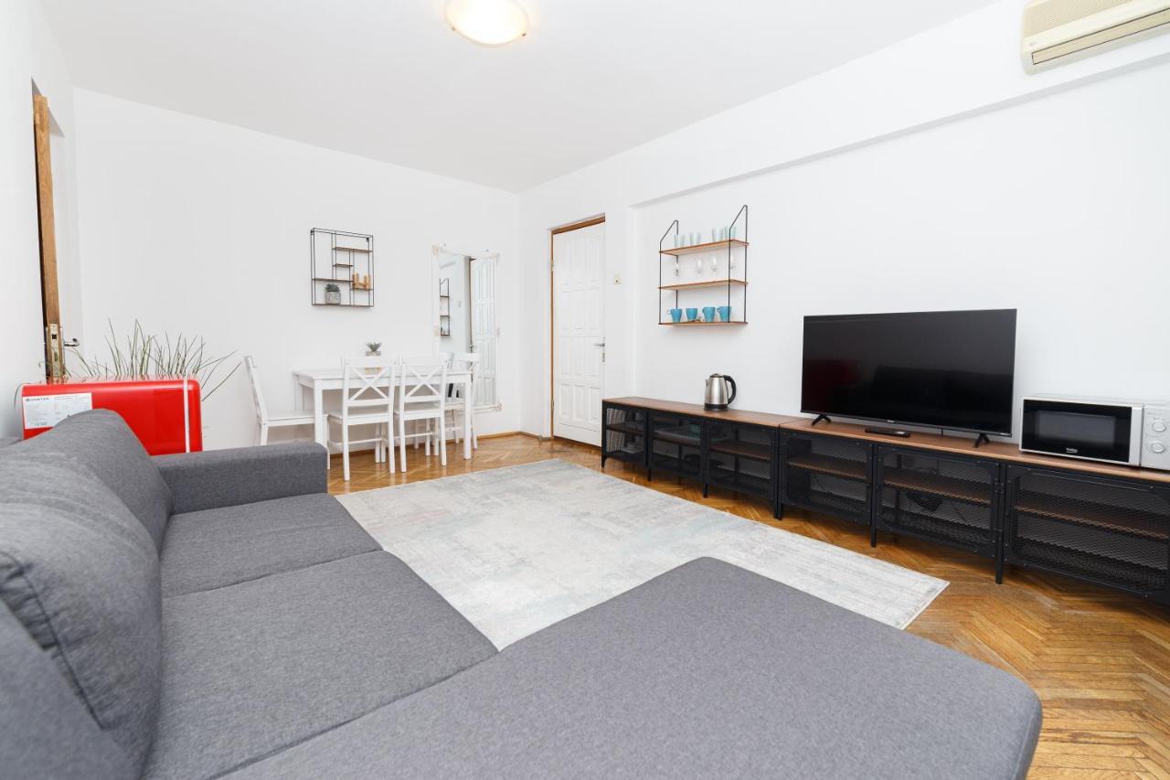 Apartment Color Ap Calea Victoriei 12c