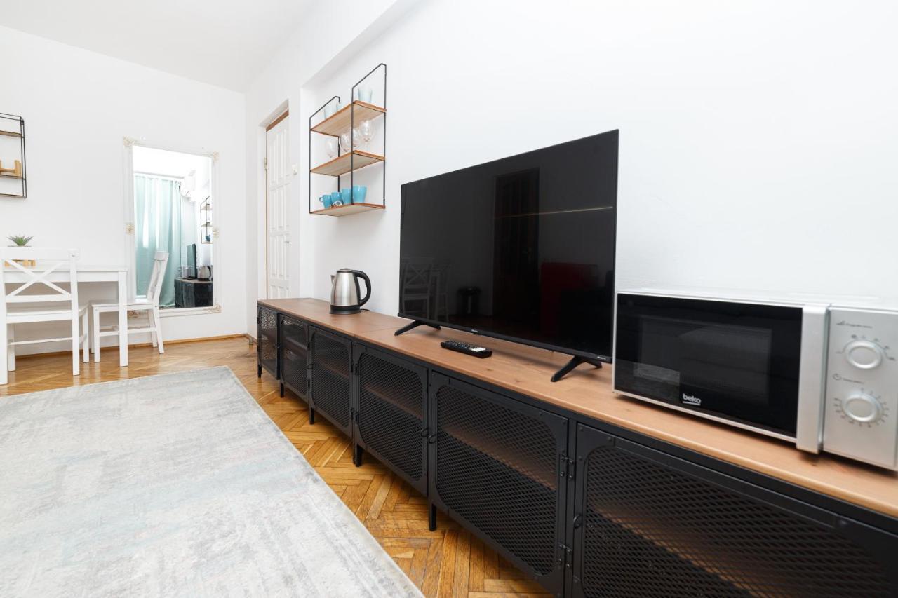 Color Ap Calea Victoriei 12c Apartment *