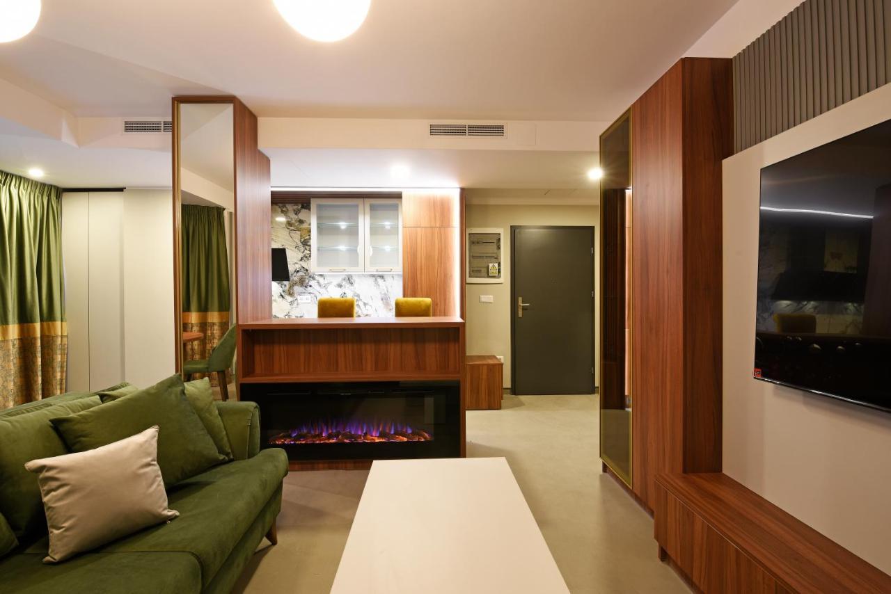 Apartment Suspended Gardens