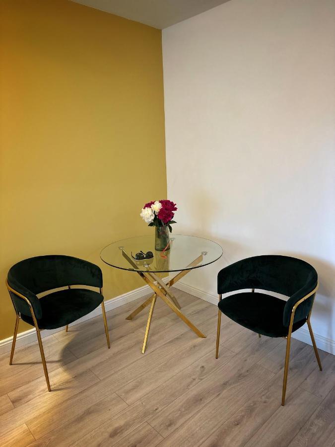 Mio Studio Apartment *