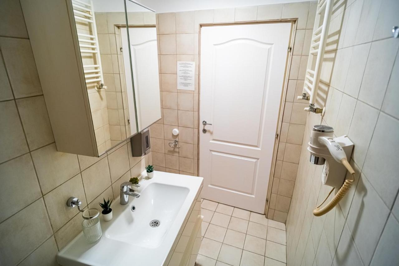 Apartament Old - Near Calea Victoriei *