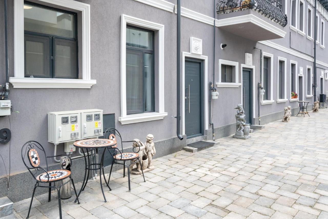 Blue-line-apartment-unirii Bucureşti