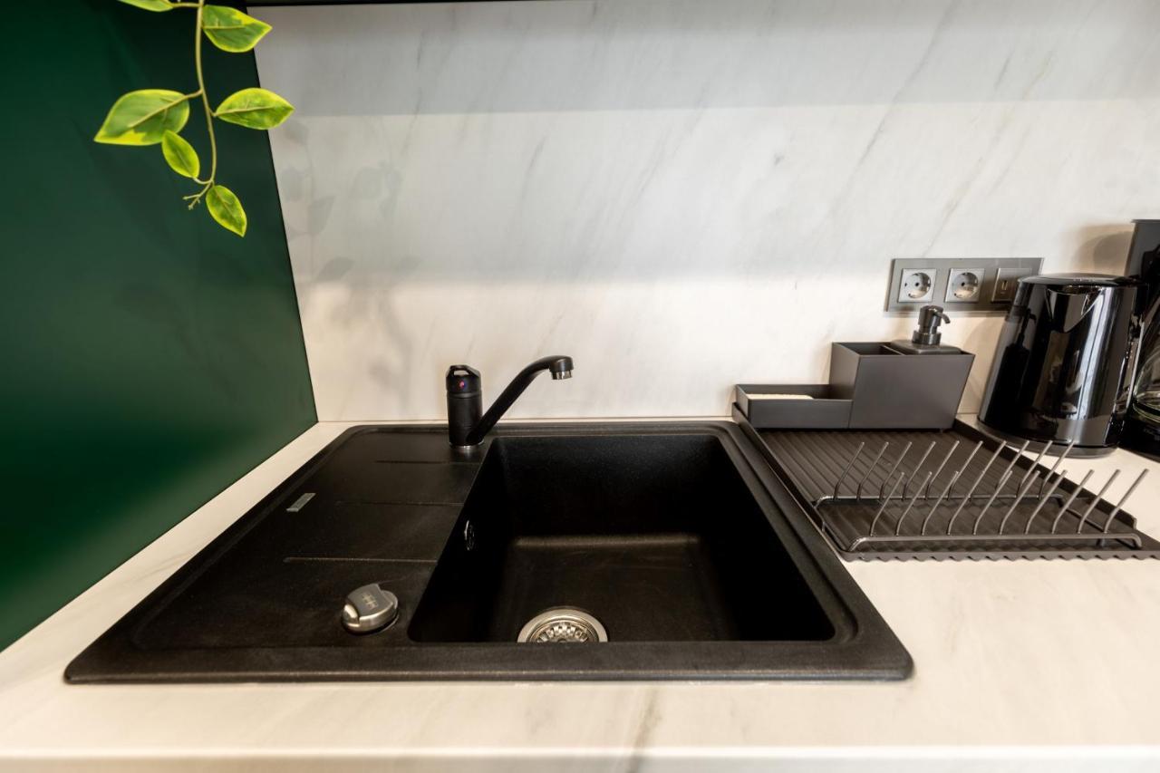 Old Town Emerald - Chic 1br With Balcony Apartament Bucureşti