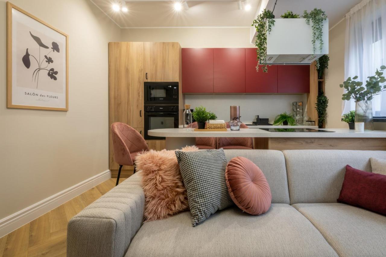 Stylish Ruby 1br - Old Town Urban Oasis