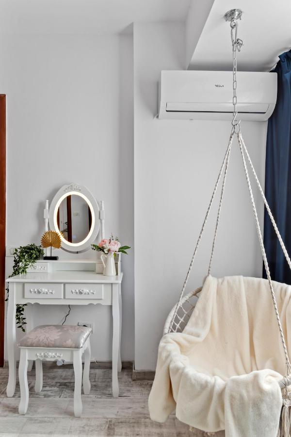Apartament Cozy Special Center - Old Town With Terrace