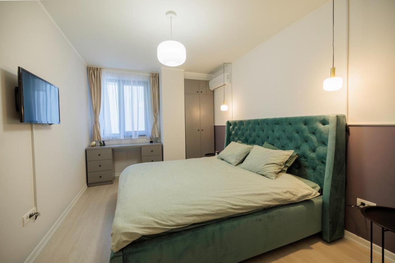 Apartment Downtown Hidden Garden With Jacuzzi In