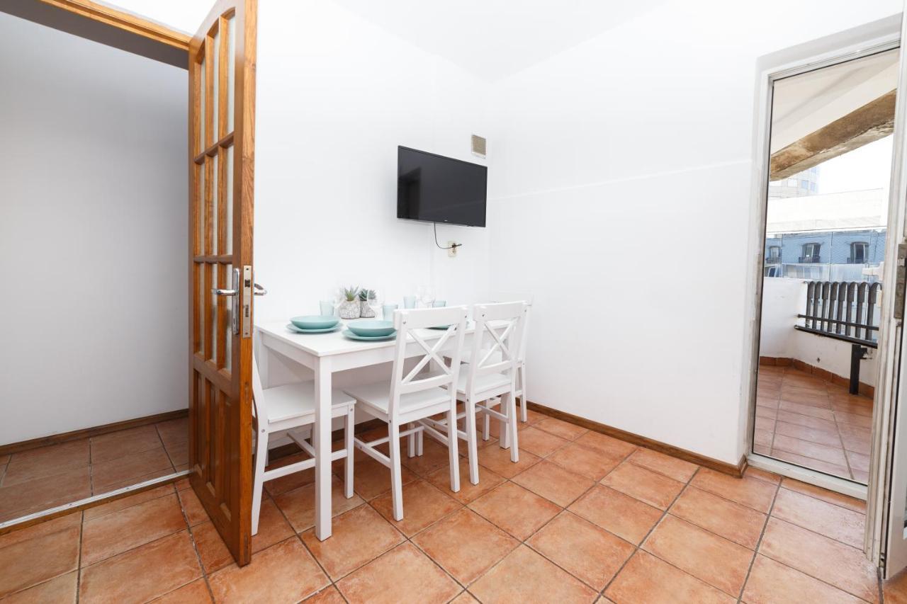 Color Ap Calea Victoriei 12c Apartment