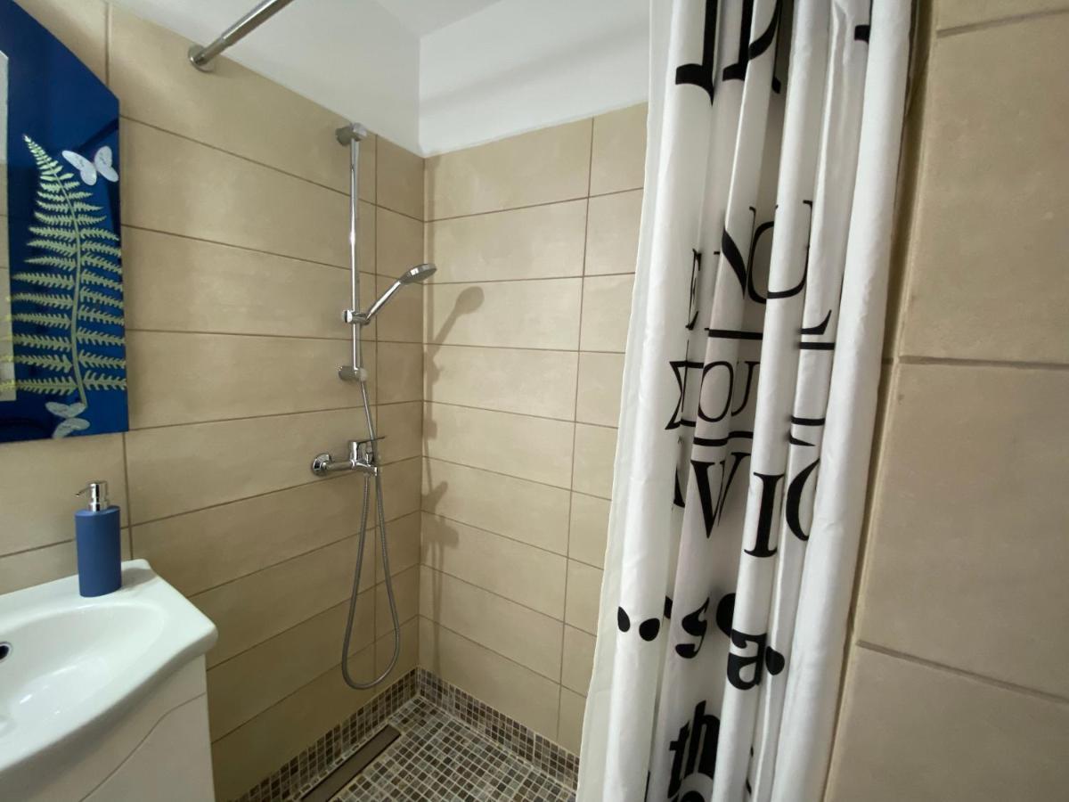 Old Town - Victoriei 1 Apartment