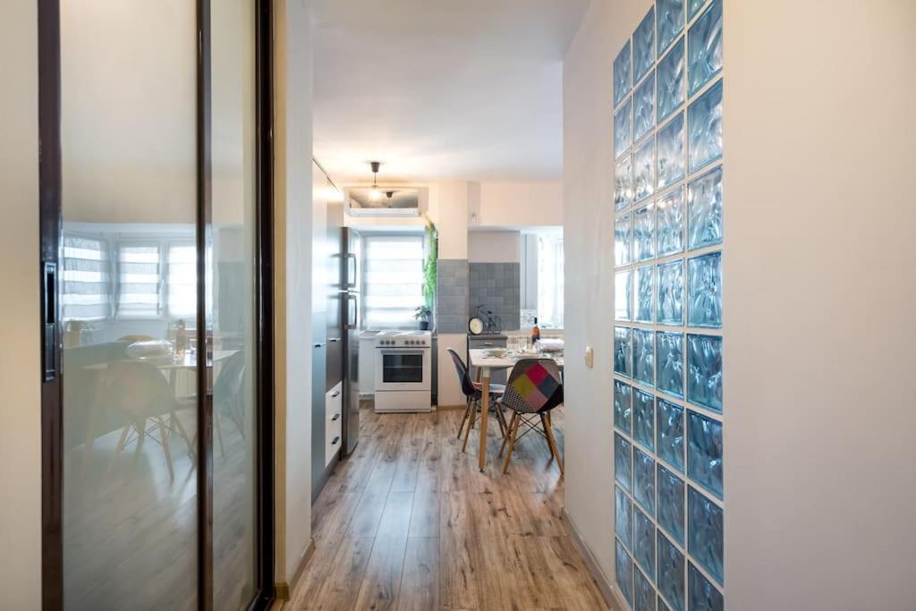 Apartment New Era Near Old Town Bucharest
