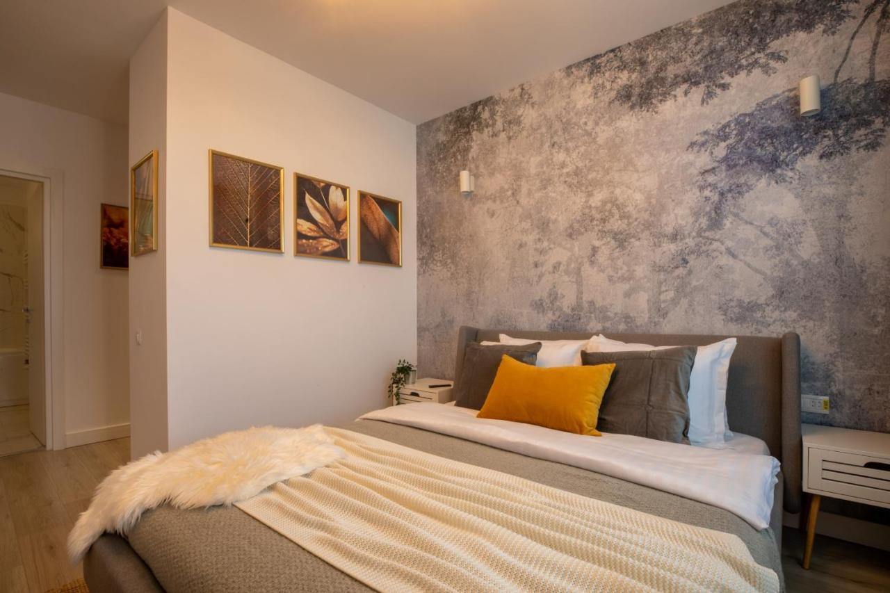Stunning 1br Retreat In North District