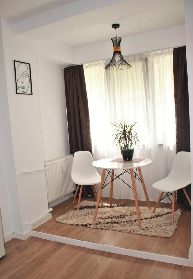 Dristor - Foarte Curat Si Frumos Apartment Bucharest