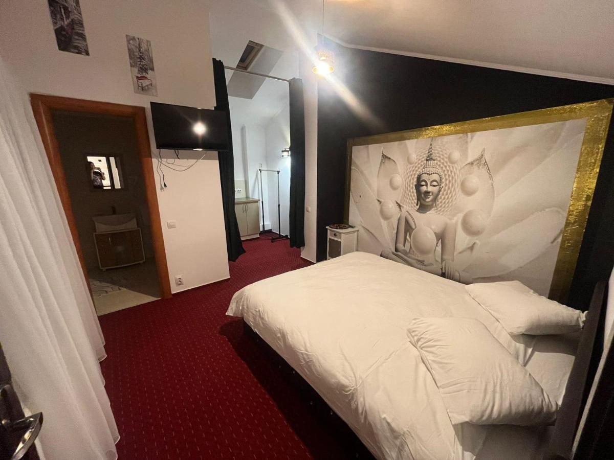 Karma Caffe&rooms * Bucareste