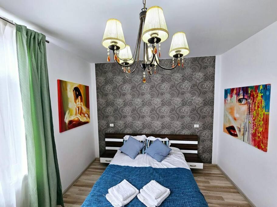 Downtown, Close To Old Town, Family Friendly - Ivo10 Bucharest