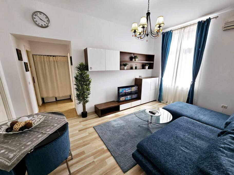 Downtown, Close To Old Town, Family Friendly - Ivo10 *