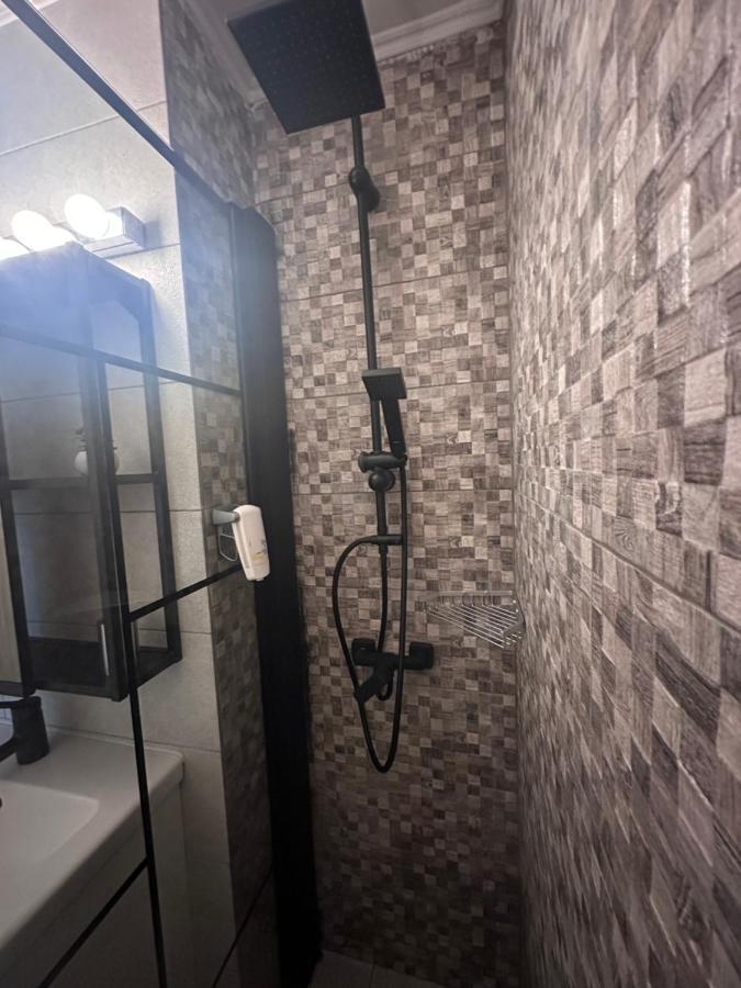 Gabi's Studio * Bucureşti