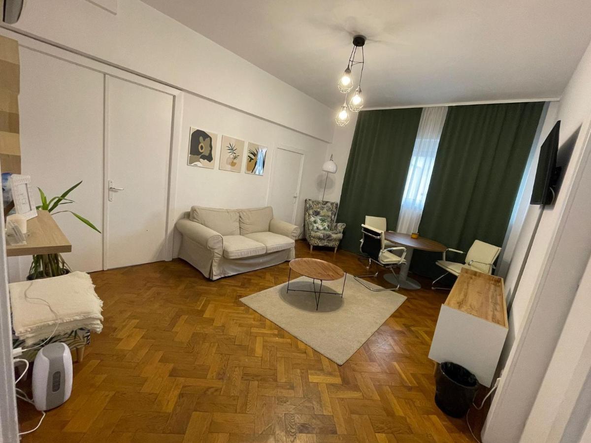 Old Town In The Center Of Apartment