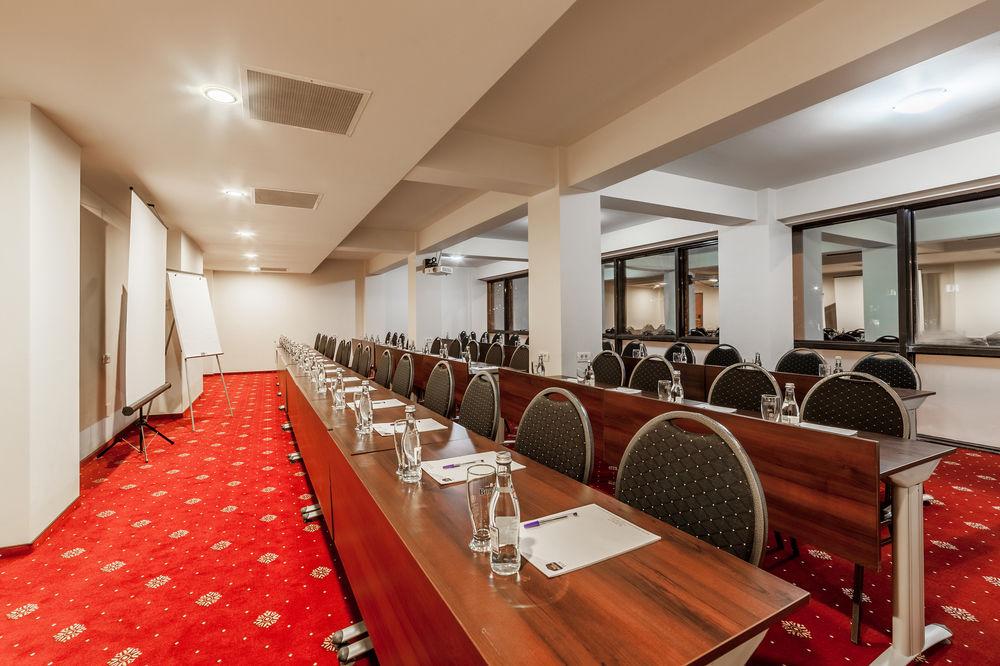 Sir Royal Bucharest