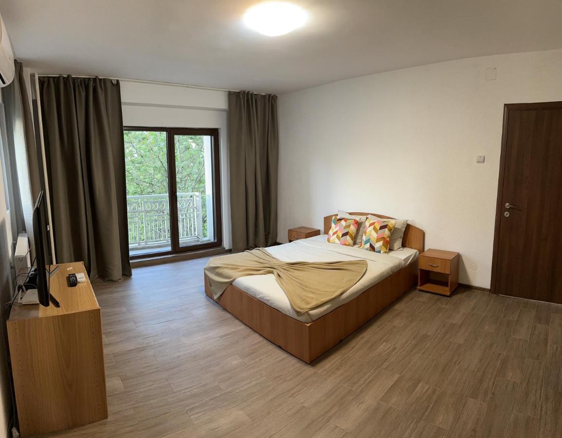 Central Studio * Bucureşti